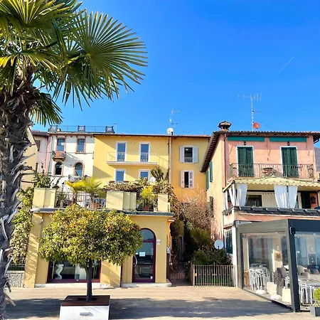D1mora Riva Serena - On The Gardone Promenade Apartment Gardone Riviera